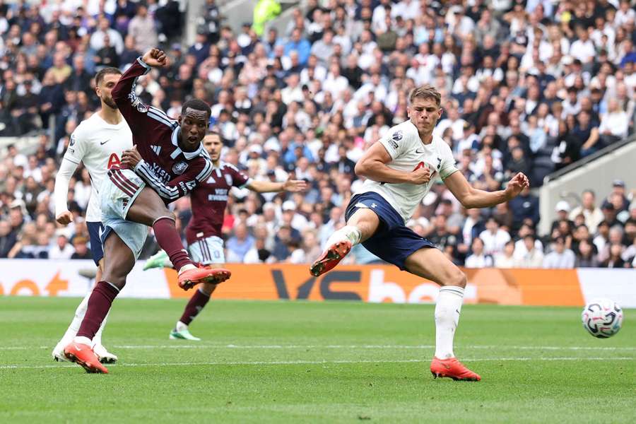 Aston Villa's Nicolas Jackson scores their second goal Aston Villa's Nicolas Jackson scores their second goal