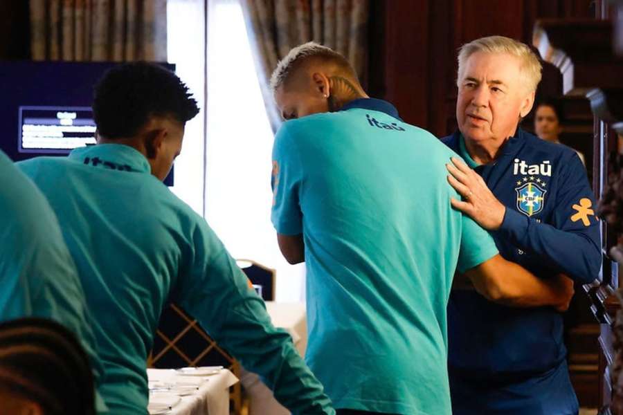 Ancelotti deve levar Richarlison à Copa do Mundo