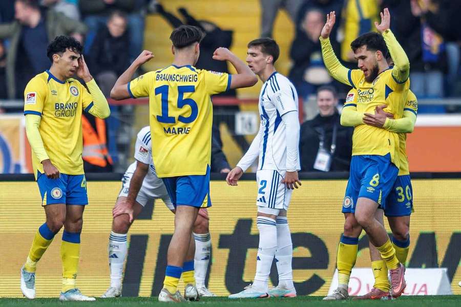 Ex-Spieler vermiesen Schalke die Winterpause – Elversberg begeistert