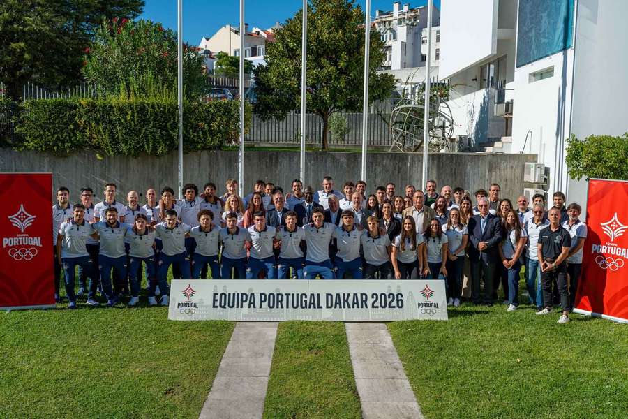 A comitiva portuguesa rumo a Dakar A comitiva portuguesa rumo a Dakar
