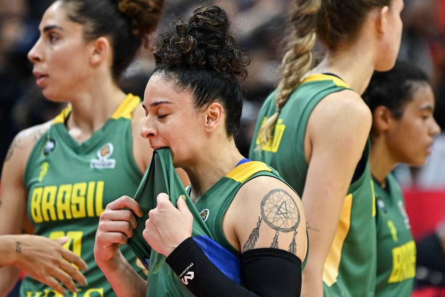 Brasil voltou a desapontar no basquete feminino