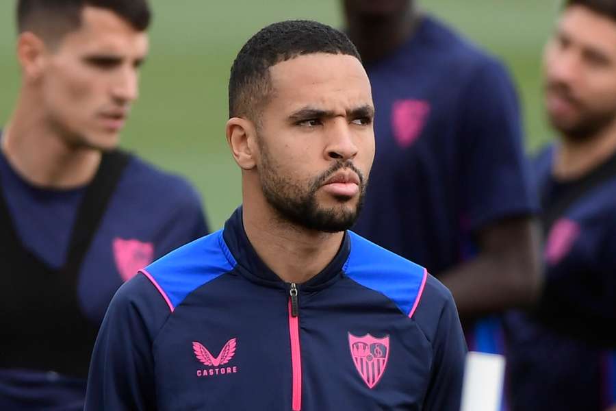 Youssef En-Nesyri in Sevilla training