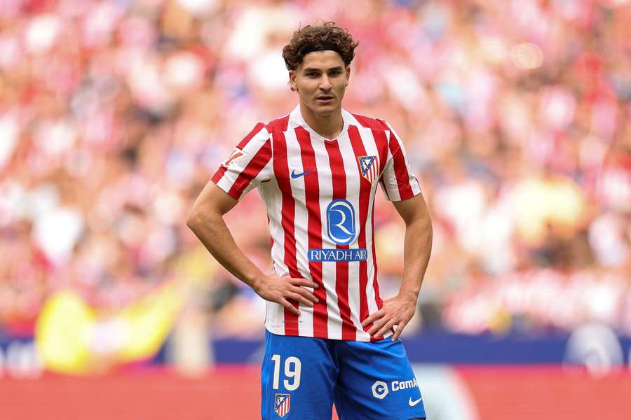 Julián, protagonista en el derbi Julián, protagonista en el derbi