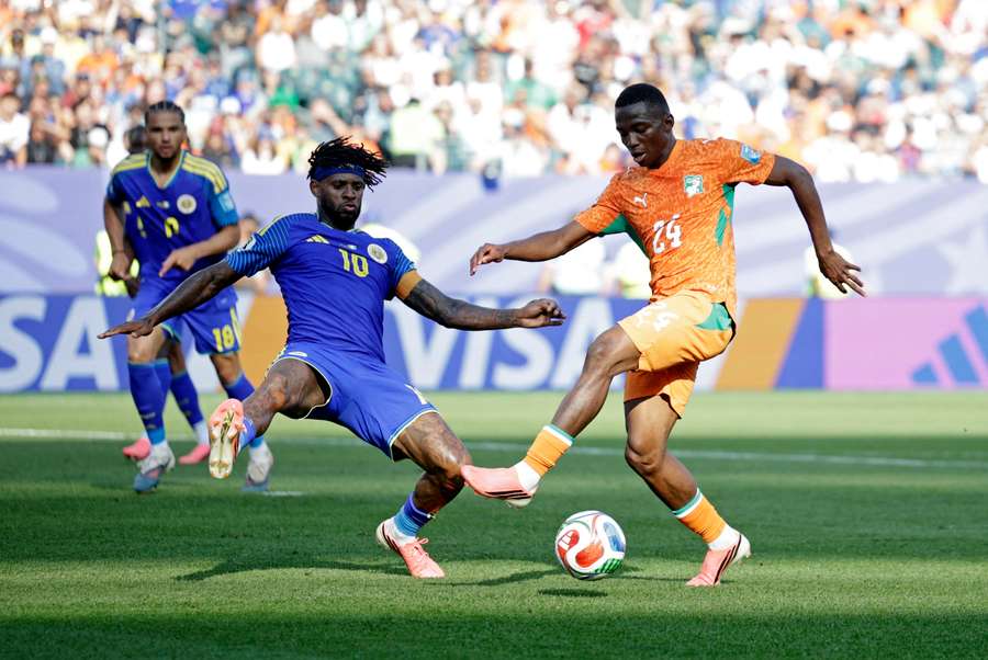 Rekordní přestup Hoffenheimu! Do Newcastlu prodává Hložkova konkurenta, stojí pětkrát víc Rekordní přestup Hoffenheimu! Do Newcastlu prodává Hložkova konkurenta, stojí pětkrát víc