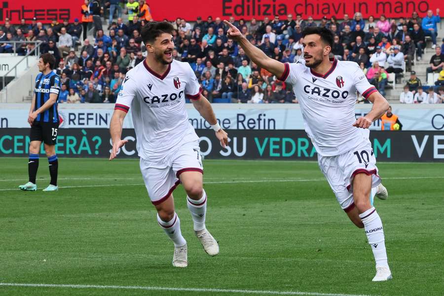 L'esultanza del Bologna sul gol dell'1-0