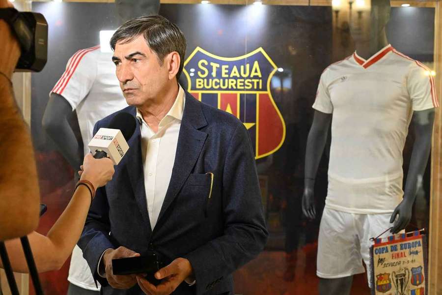 Victor Pițurcă, la lansarea monedei aniversare „Sevilla 40”, pe 7 mai 2026 Victor Pițurcă, la lansarea monedei aniversare „Sevilla 40”, pe 7 mai 2026