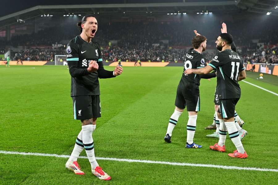 Darwin Núñez esulta dopo il gol segnato al Brentford