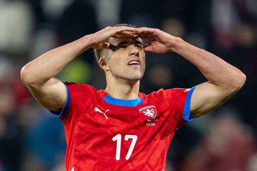 Soupeře pro baráž vyhlížel i reprezentační bek David Jurásek. Soupeře pro baráž vyhlížel i reprezentační bek David Jurásek.