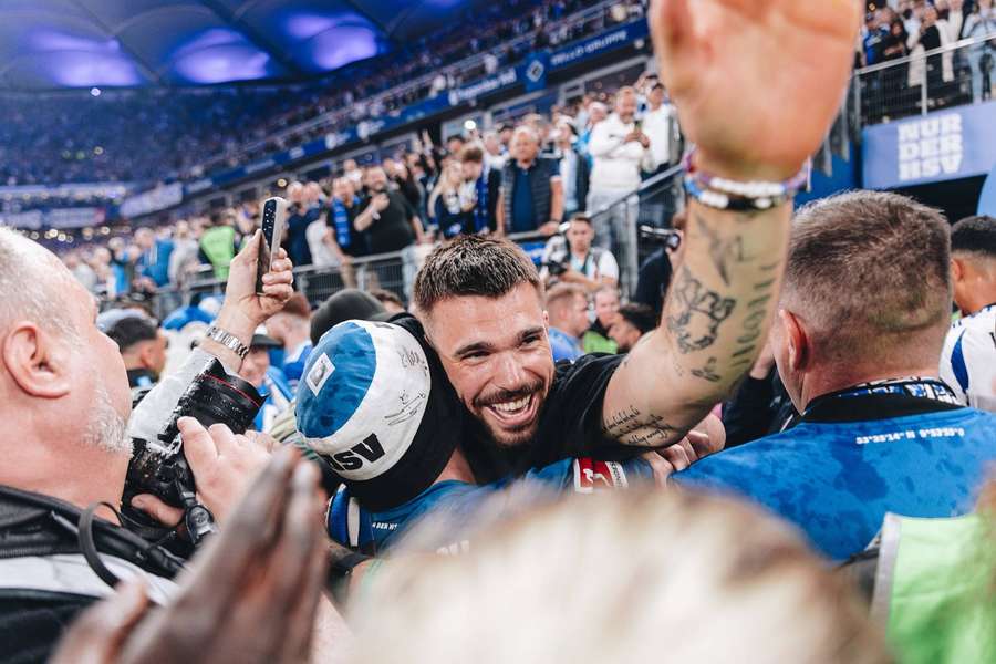 Mario Vuskovic is a beloved character amongst the HSV fans Mario Vuskovic is a beloved character amongst the HSV fans