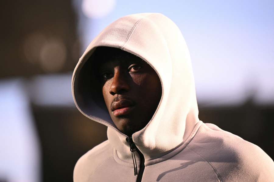 Kolo Muani soll trotz dem Unfall einsatzbereit für das Spiel gegen Frankfurt sein Kolo Muani soll trotz dem Unfall einsatzbereit für das Spiel gegen Frankfurt sein