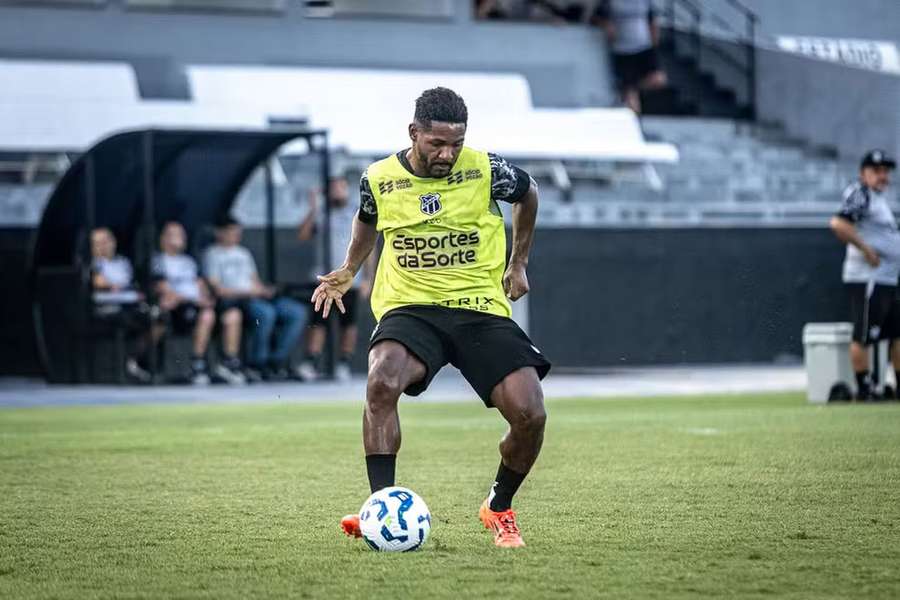 Fabiano Souza vai regressar ao Brasil