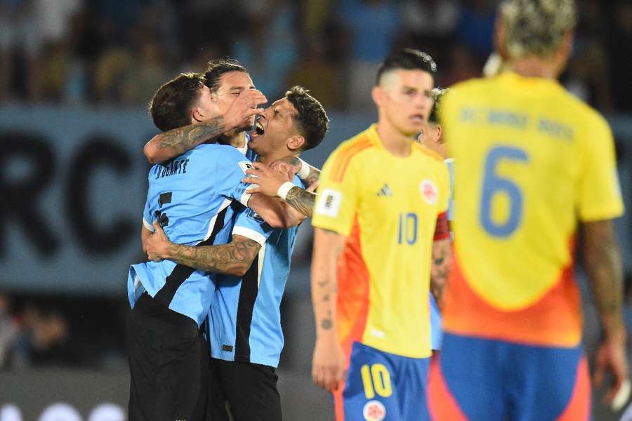 Uruguai fez a festa da torcida em jogo emocionante no Centenário, em Montevidéu