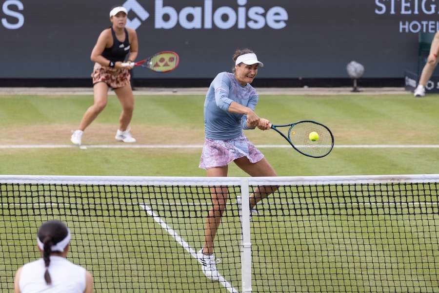 Monica Niculescu și Eri Hozumi vor juca finala de dublu la Bad Homburg (WTA)