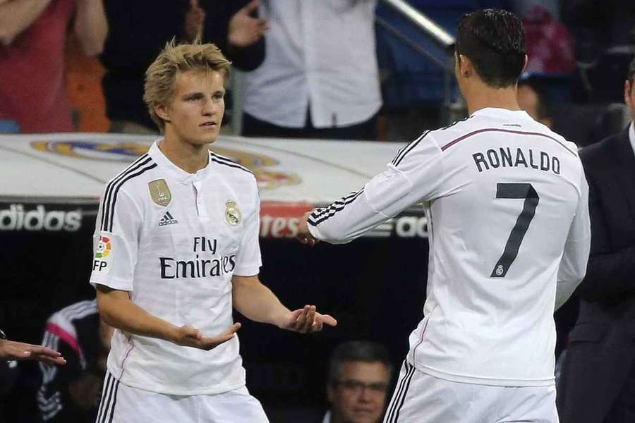 Capitão da Noruega agradece a Cristiano Ronaldo: “Foi das pessoas que mais me ajudou” Capitão da Noruega agradece a Cristiano Ronaldo: “Foi das pessoas que mais me ajudou”