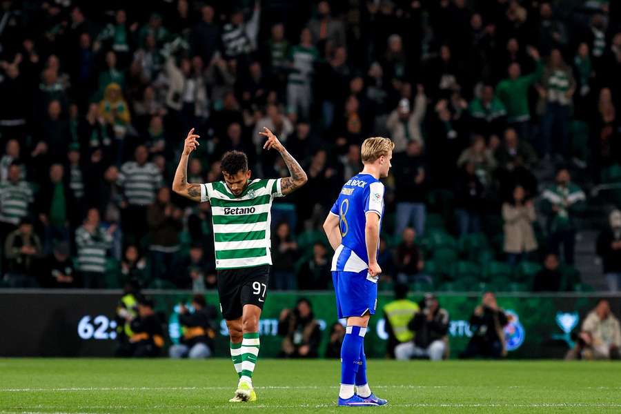 Luis Suárez fez o golo da vitória do Sporting diante do FC Porto