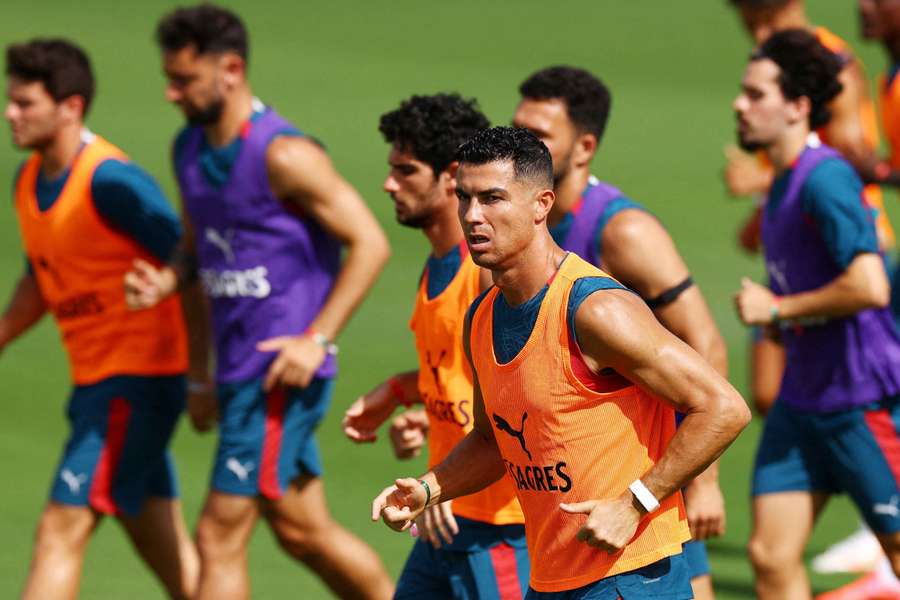 Cristiano Ronaldo no treino da seleção portuguesa Cristiano Ronaldo no treino da seleção portuguesa