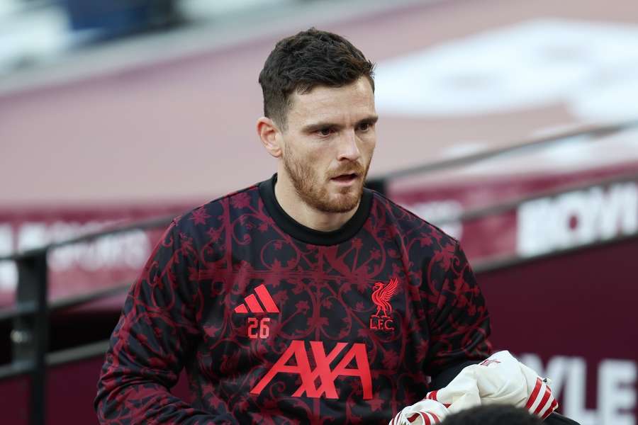 "A tough situation" - Robertson opens up on Salah's Liverpool outburst