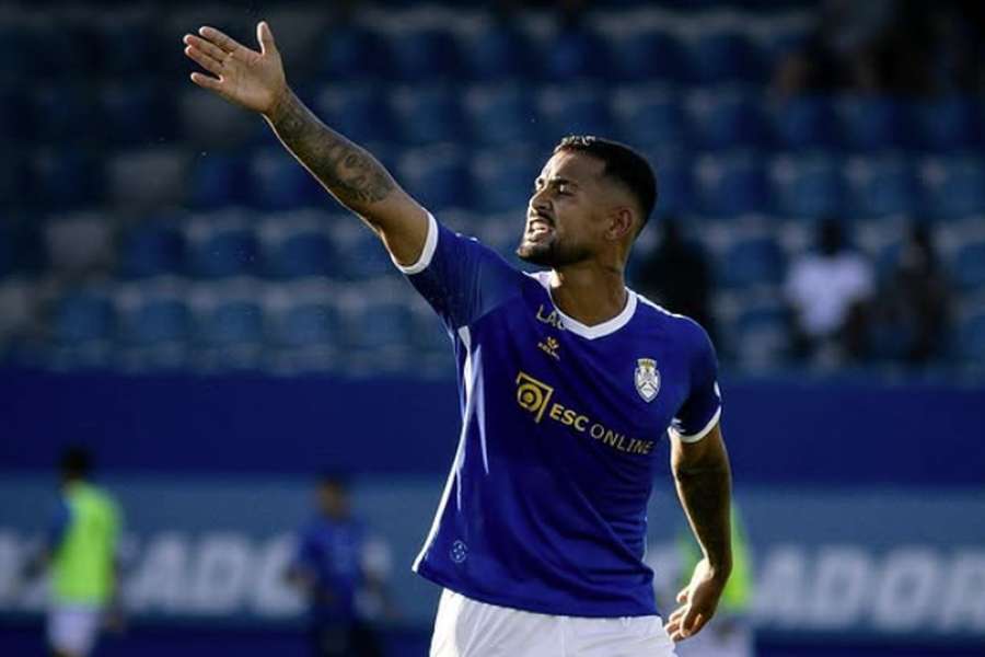 Zé Ricardo fez 42 jogos pelo Feirense