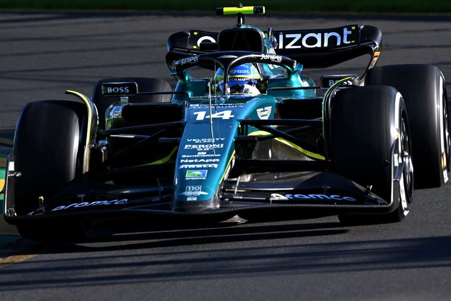 Fernando Alonso alcançou três pódios nos três primeiros Grandes Prémios de Fórmula 1 com a Aston Martin