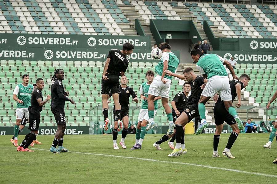 Rio Ave e Nacional defrontaram-se em Vila do Conde