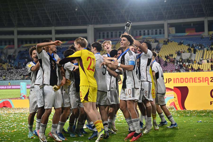 Alemanha bateu a França na final