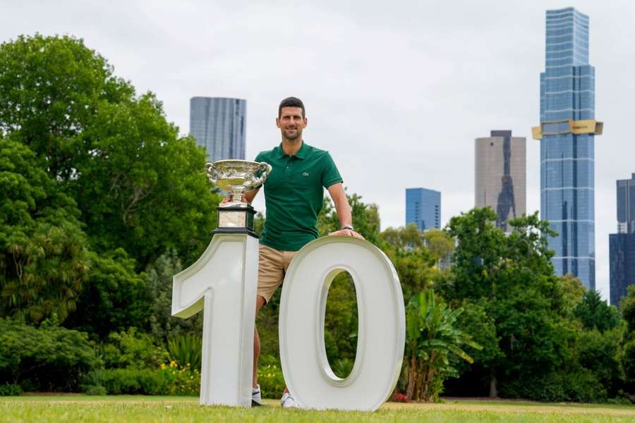 Djokovic, la al zecelea trofeu Australian Open