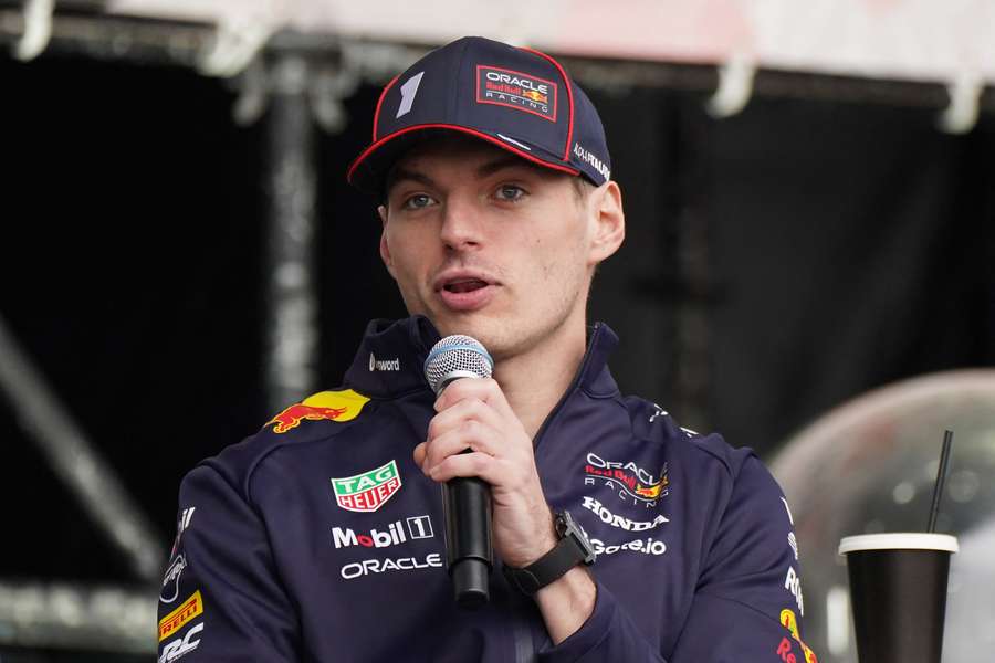 Max Verstappen tells reporters at Suzuka that it was "not a mistake" that he put a "like" on a social media post criticising Red Bull's driver switch
