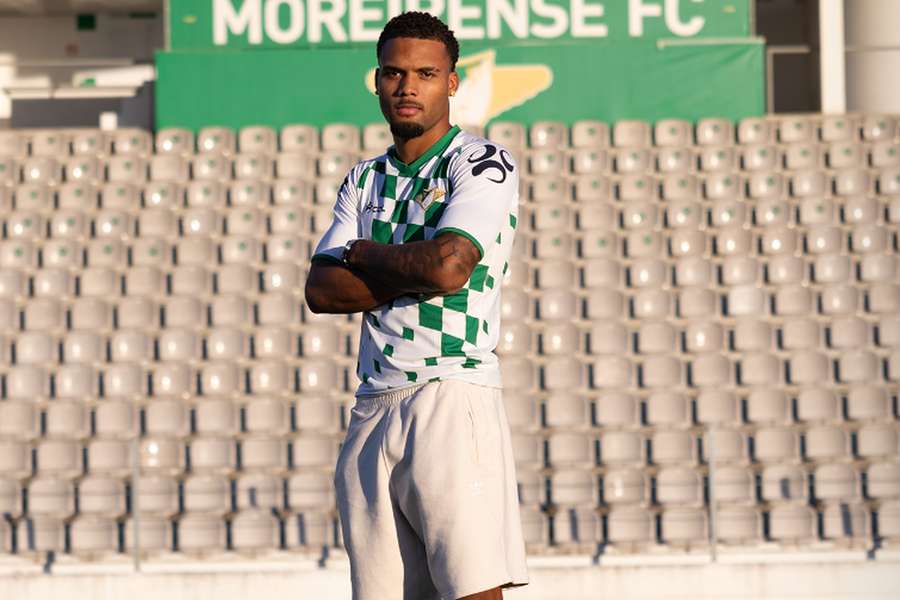 Parsemain assinou pelo Moreirense