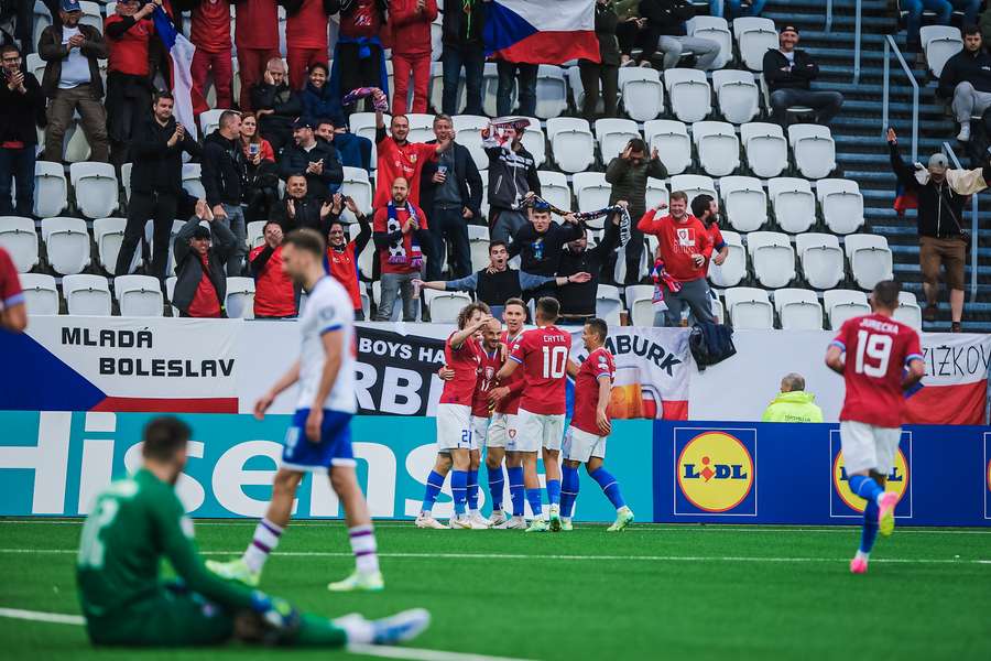 V Tórshavnu si národní tým došel pro tři body i díky dvěma gólům Václava Černého.