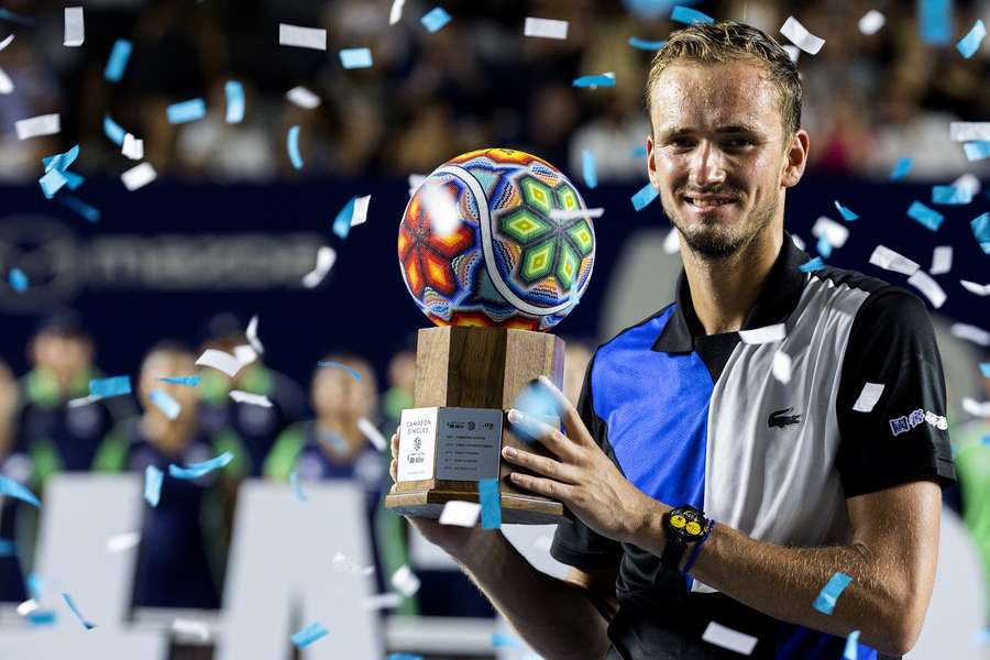 Medveděv zahájil přípravu na US Open triumfem v Los Cabos.