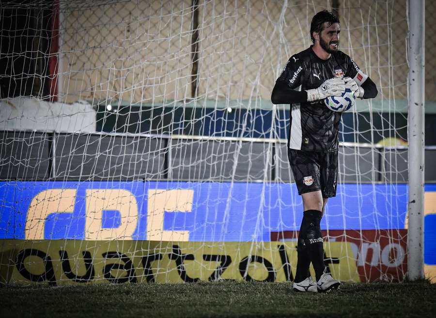 Cleiton foi o herói da classificação paulista