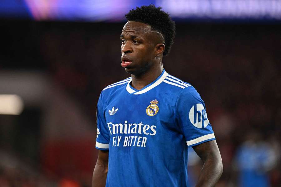 Osasuna x Real Madrid se enfrentam neste sábado (21), às 14h30.