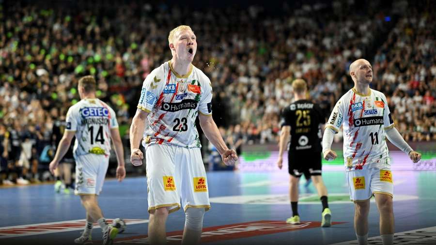 Magnus Saugstrup Jensen schreit seine Freude heraus