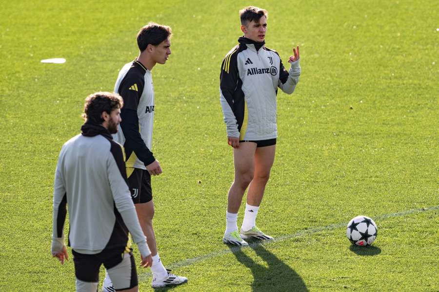 Conceicao e Yildiz assieme a capitan Locatelli