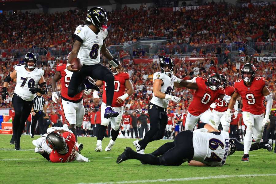 Lamar Jackson of the Baltimore Ravens scrambles during the second quarter against the Tampa Bay Buccaneers