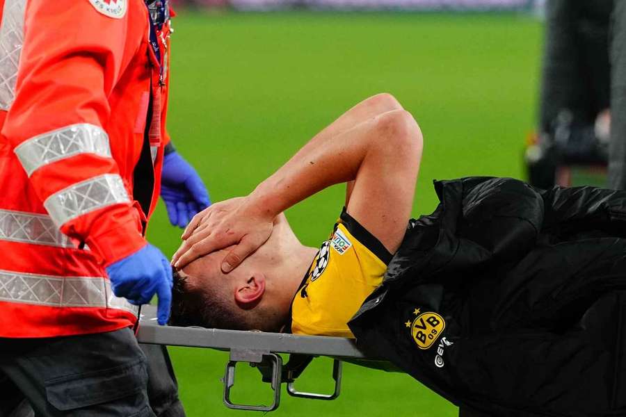 Nico Schlotterbeck ist am Sprunggelenk verletzt.