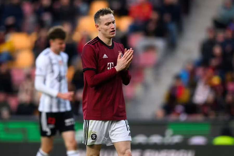 Jakub Jankto soma 15 jogos pelo Sparta