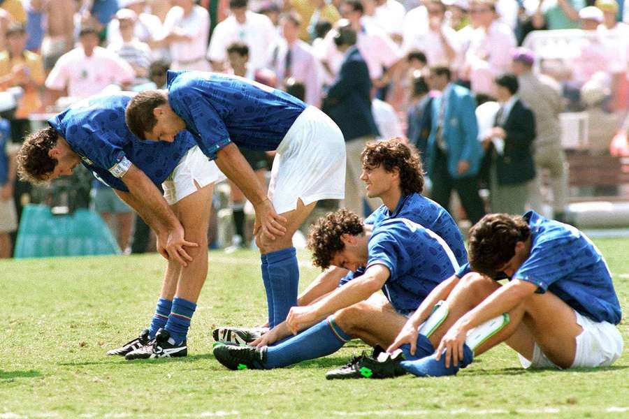 Franco Baresi con Daniele Massaro, Paolo Maldini, Roberto Donadoni e Demetrio Albertini