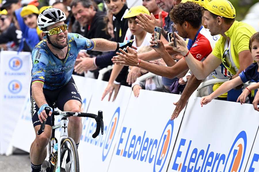 Ciclistul Mark Cavendish în timpul Turului Franței 2023