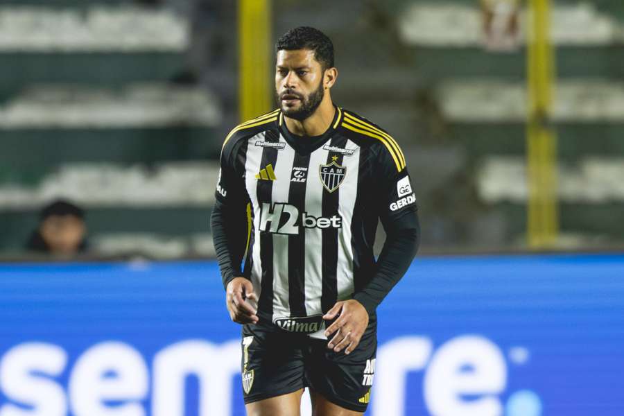 Hulk perdeu grande chance no último lance do jogo de ida