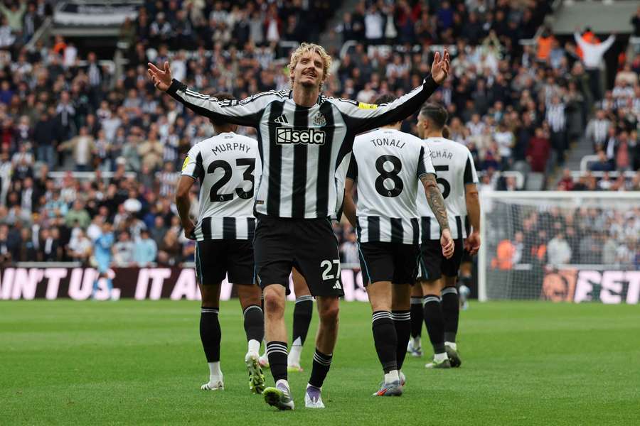 Nick Woltemade celebrates his first Newcastle goal