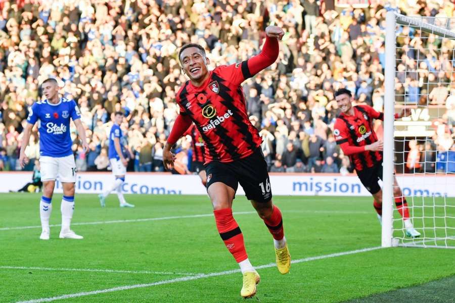 Pressure mounts on Lampard as Bournemouth push Everton closer to drop