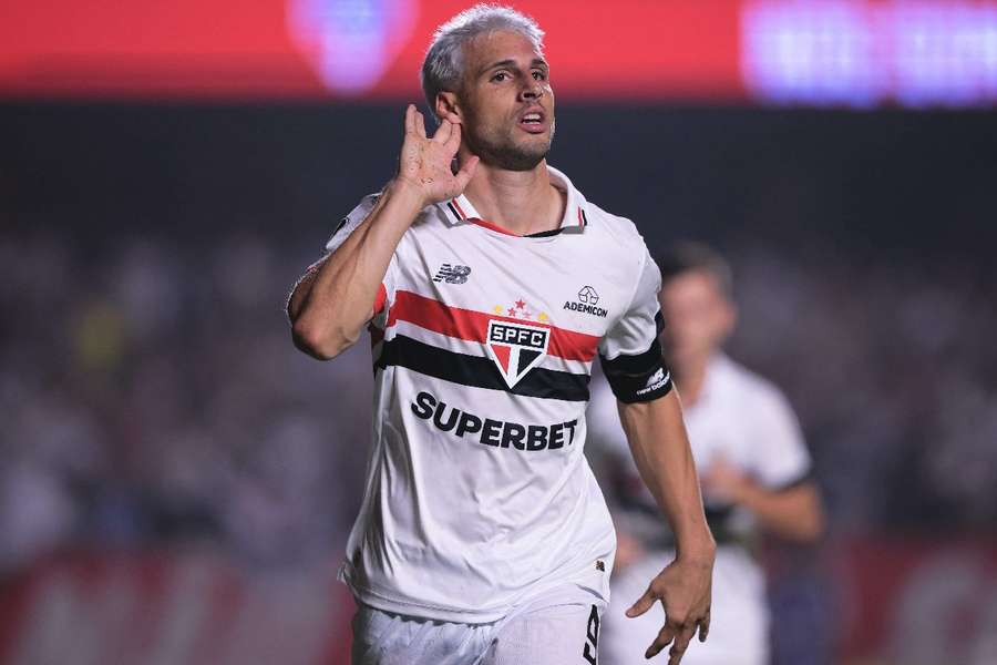 Calleri marcou o gol que selou a vitória do São Paulo sobre o Cobresal 