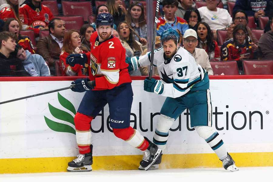 Porażka obrońców tytułu z San Jose Sharks. Kryzys nadal trwa