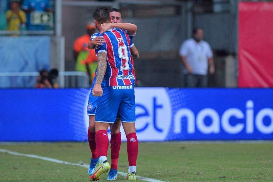 Bahia 1 x 0 Fluminense: Veja o gol de Everaldo na Fonte Nova