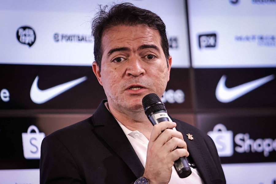 Marcelo Paz não é mais dirigente do Corinthians Marcelo Paz não é mais dirigente do Corinthians