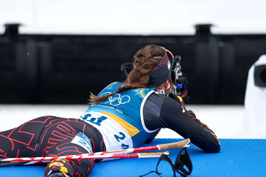 Vanessa Voigt am Schießstand
