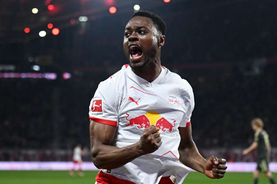 Ridle Baku bejubelt seinen Treffer zum zwischenzeitlichen 3:0. Ridle Baku bejubelt seinen Treffer zum zwischenzeitlichen 3:0.