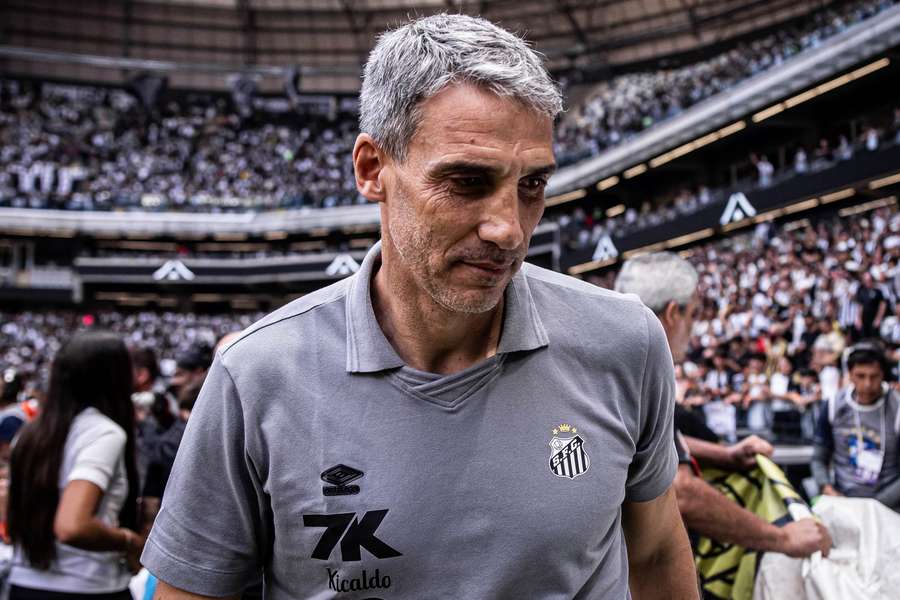Vojvoda viverá seu primeiro clássico San-São