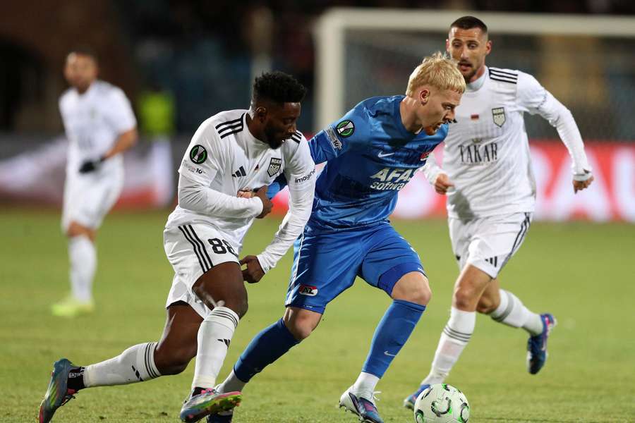 Alkmaar v play off Konferenční ligy nečekaně podlehl Noahu. Šín zůstal jen mezi náhradníky